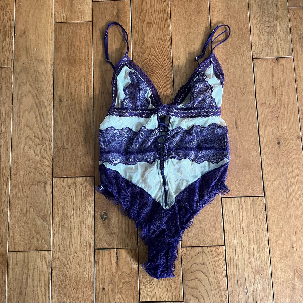 Victoria's Secret Purple and Cream Lace Bodysuit - Size XS